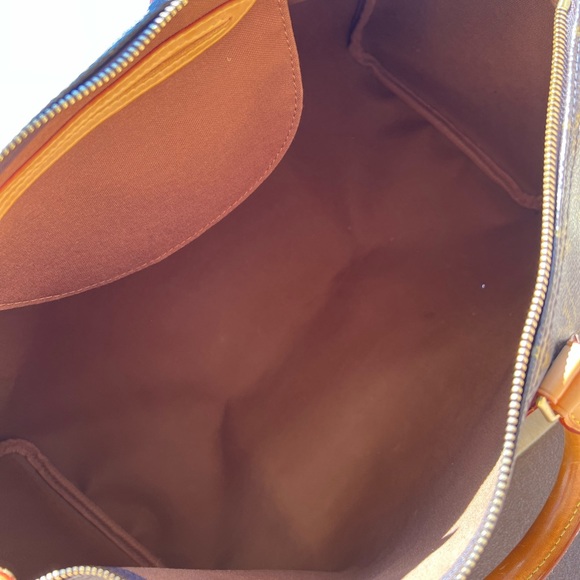 Louis Vuitton Monogram Speedy 40 - Picture 4 of 6